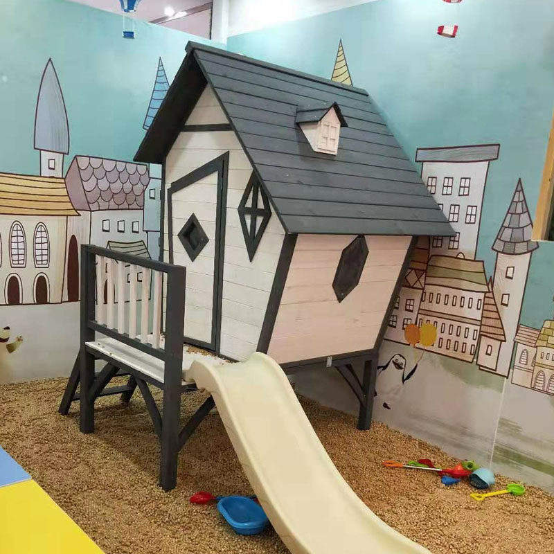 Grande casetta da gioco, asilo - Kids Outdoor Playhouse recensione e prezzo