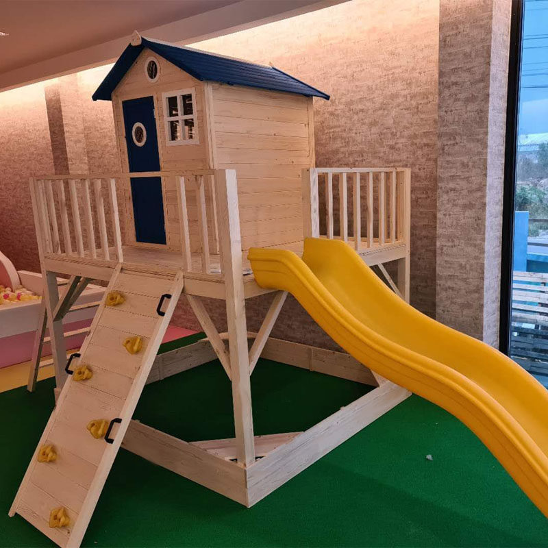 Grande casetta da gioco, asilo - Kids Outdoor Playhouse recensione e prezzo